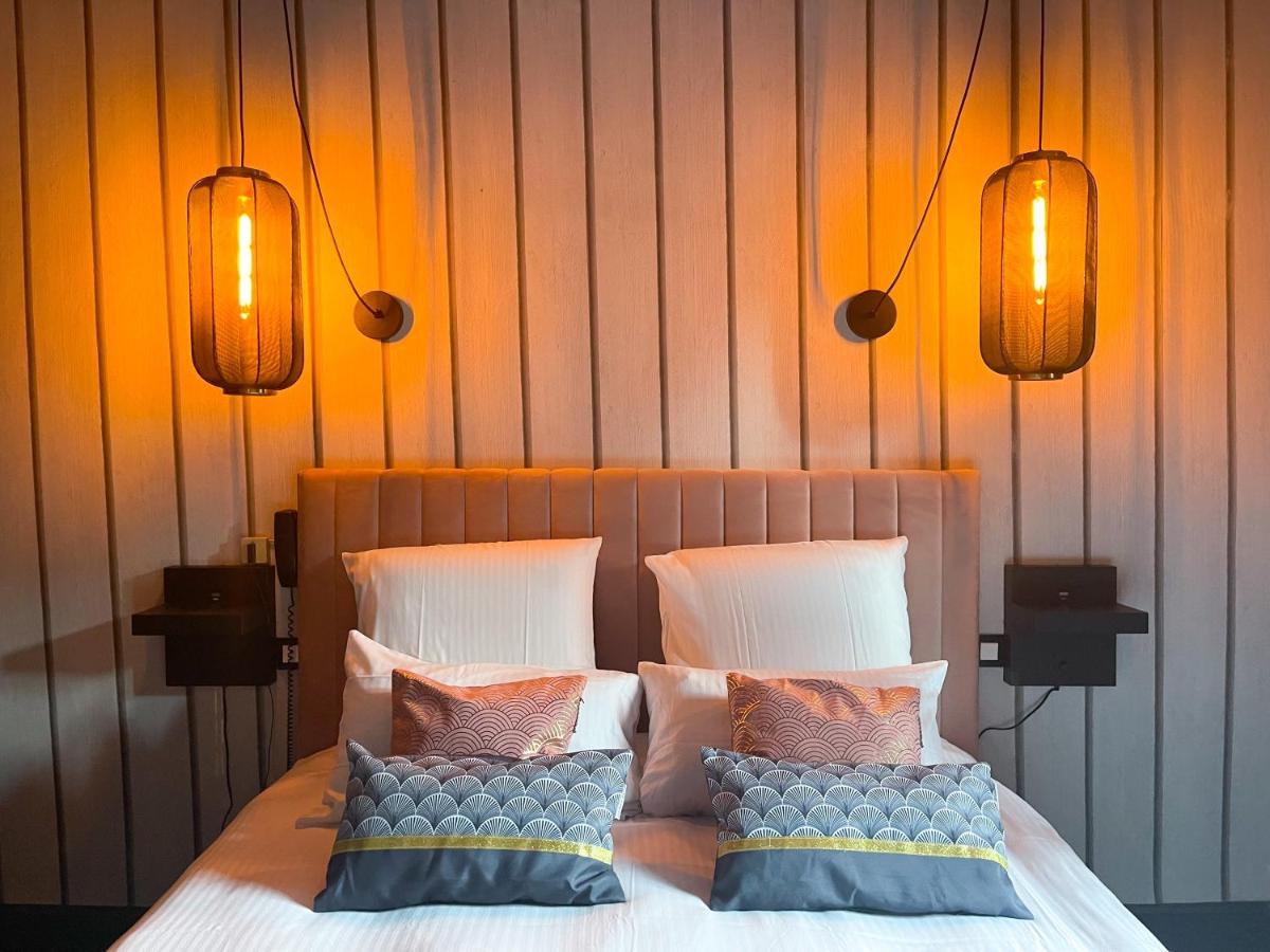 Le Sakura Hotell Morestel Eksteriør bilde